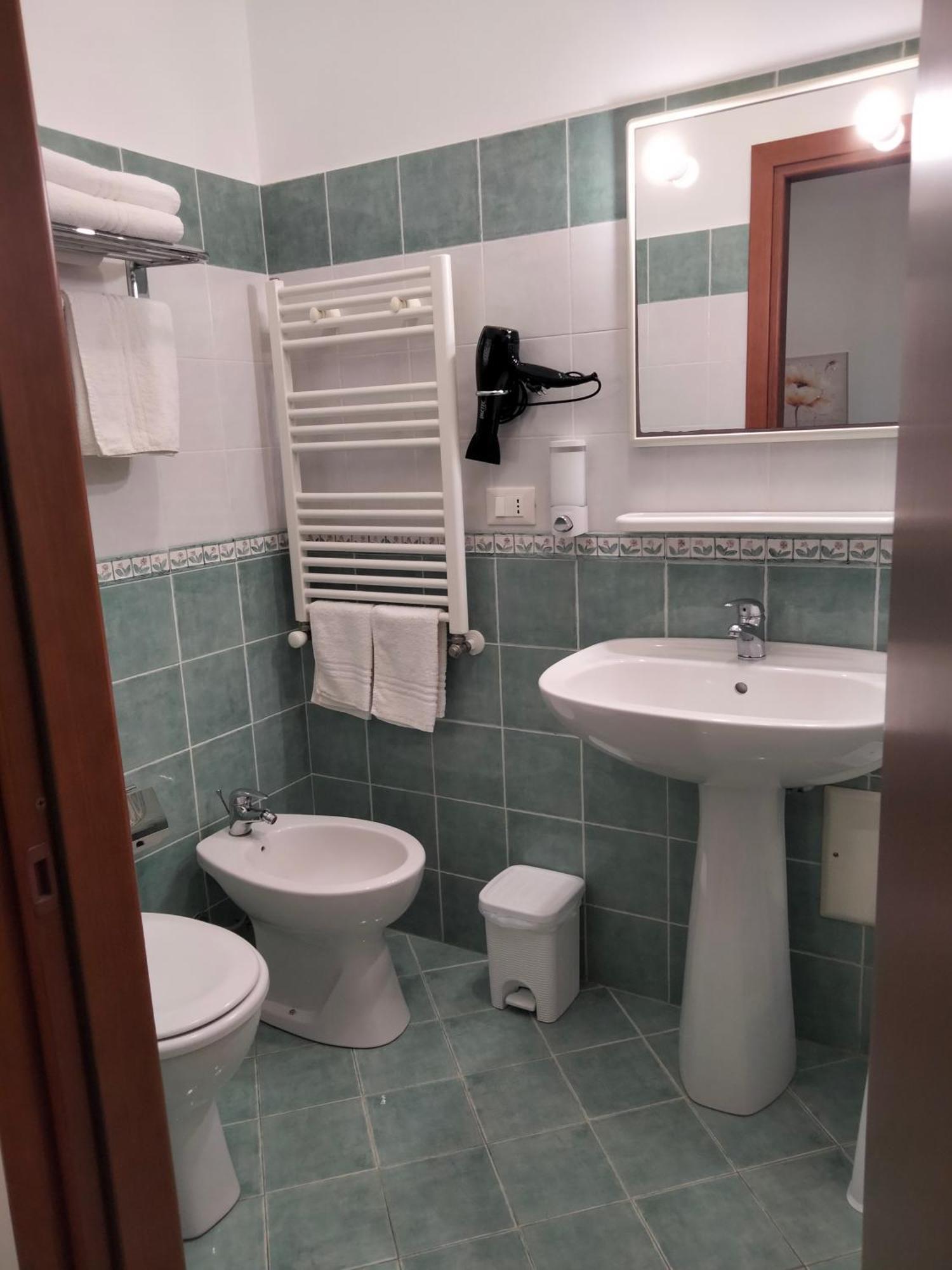 מזרה דל ואלו The Best Rooms & Apartments - Parcheggia Gratis Sotto Casa Ed Entra - חדר תמונה
